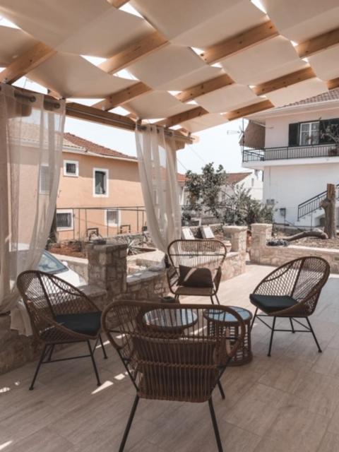 Mangata Suites Homes With Private Pools Spartokhórion Екстериор снимка